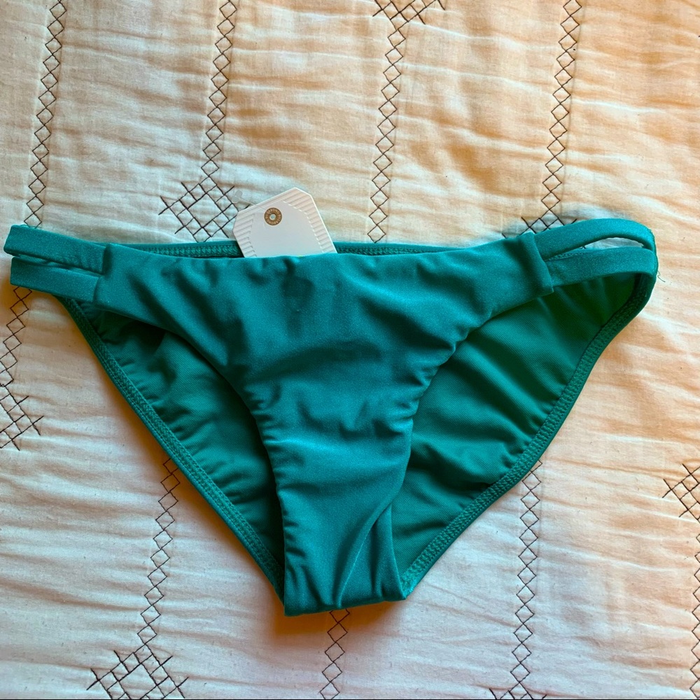 NWT Billabong Bikini Bottom
